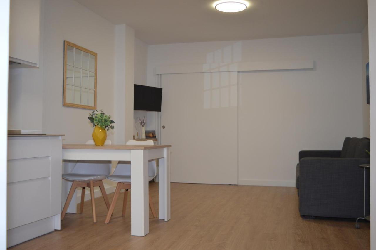 Floridos Playa Piso Reformado De 2 Habitaciones A 50M De La Playa La Cala Del Moral Esterno foto